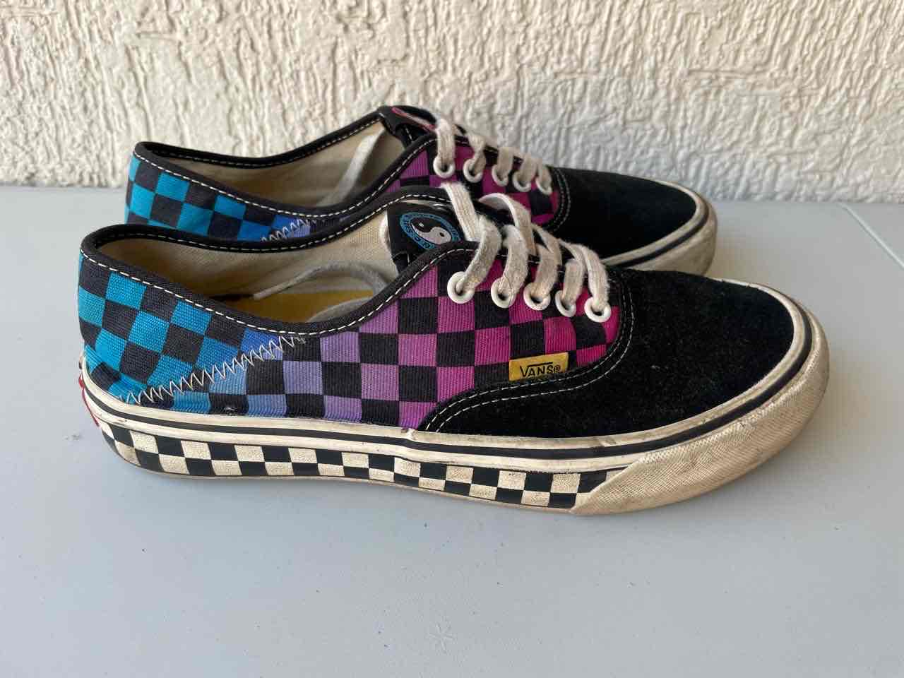 Zapatillas con diseño yin y yang VANS - miniatura 2