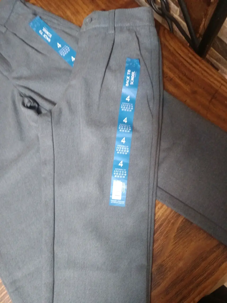 Pantalones grises para niño - miniatura 2
