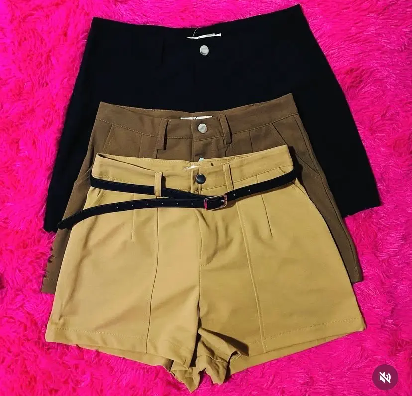 Shorts estilo casual mujer