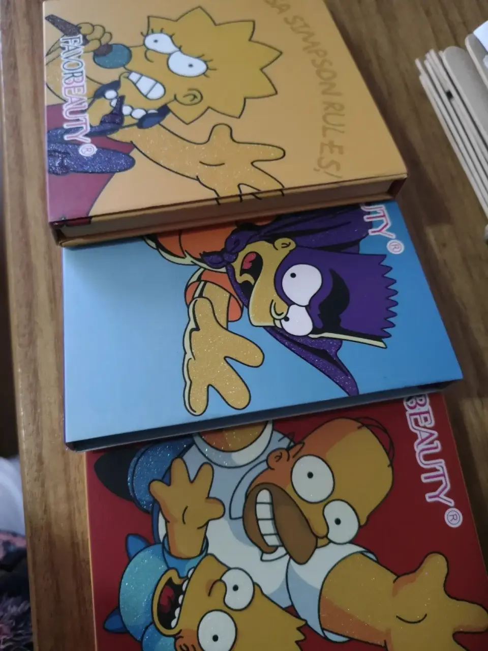 Set Paletas de sombra con diseño de los Simpson - miniatura 1
