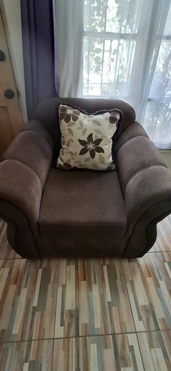 Sillón individual marrón