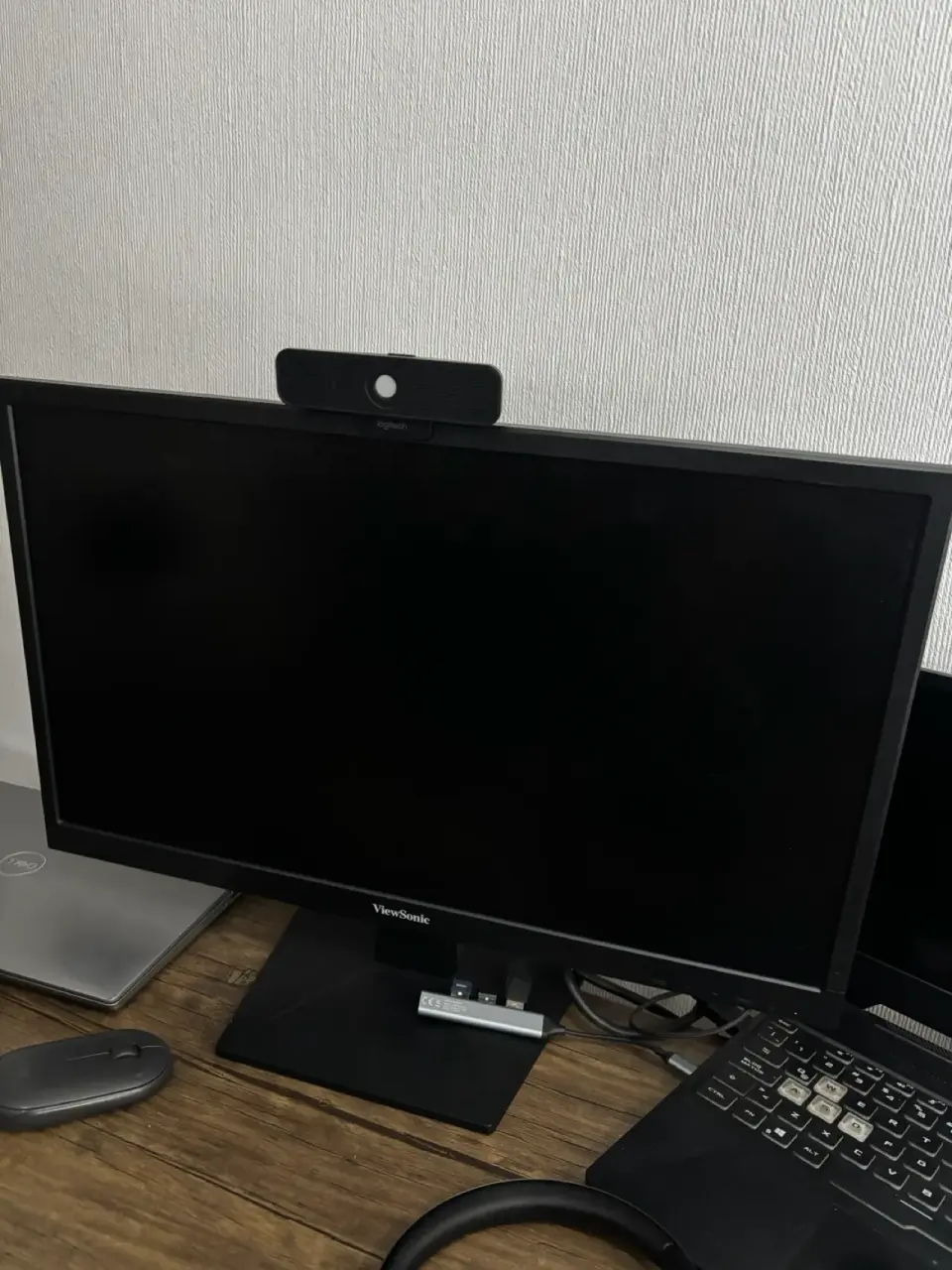 Monitor Viewsonic HD De 24 Pulgadas 1080p - miniatura 1