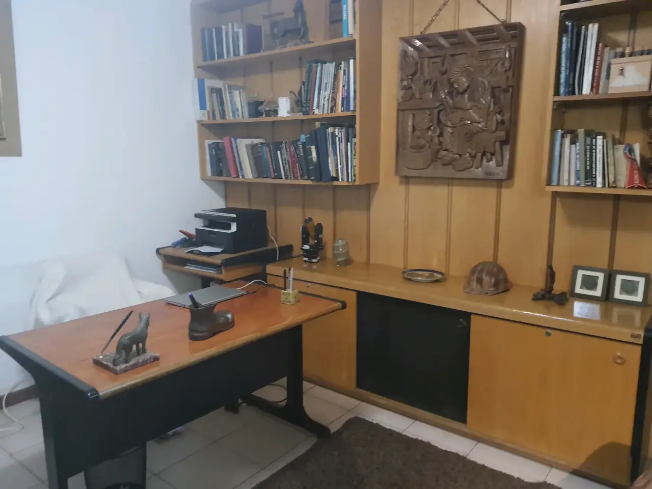 Escritorio de madera clásico - miniatura 6