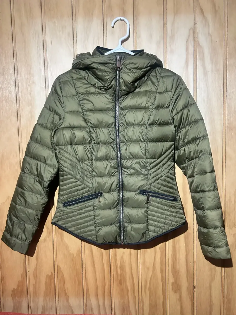 Chaqueta acolchada verde con capucha talla XS - miniatura 1