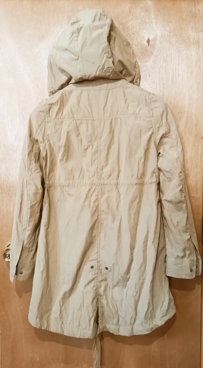 Parka tipo cortavientos beige con capucha - miniatura 3