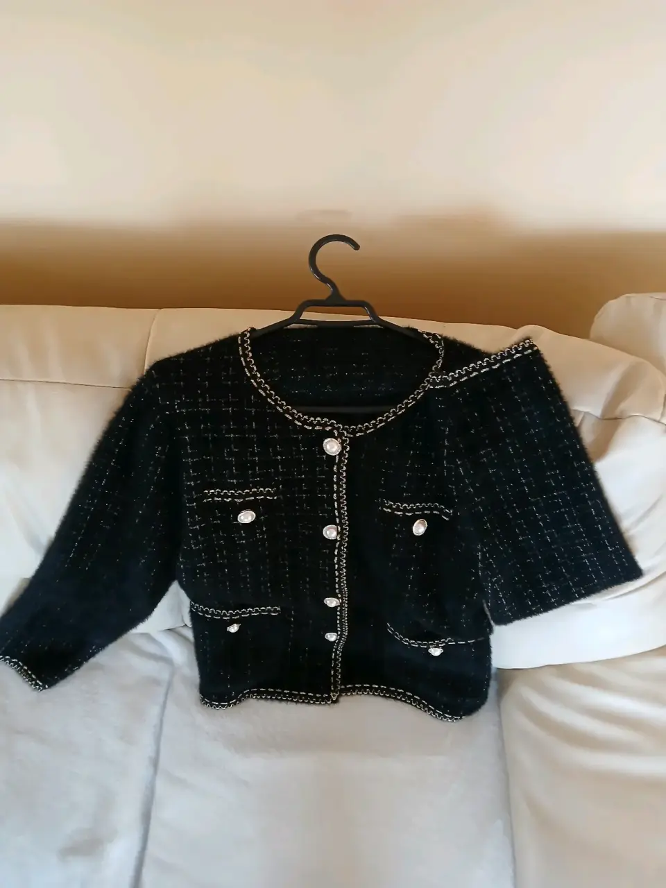 Chaqueta tweed negro con perlas - miniatura 2