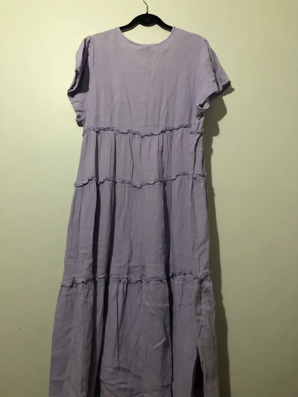 Vestido morado con bordado floral - miniatura 2