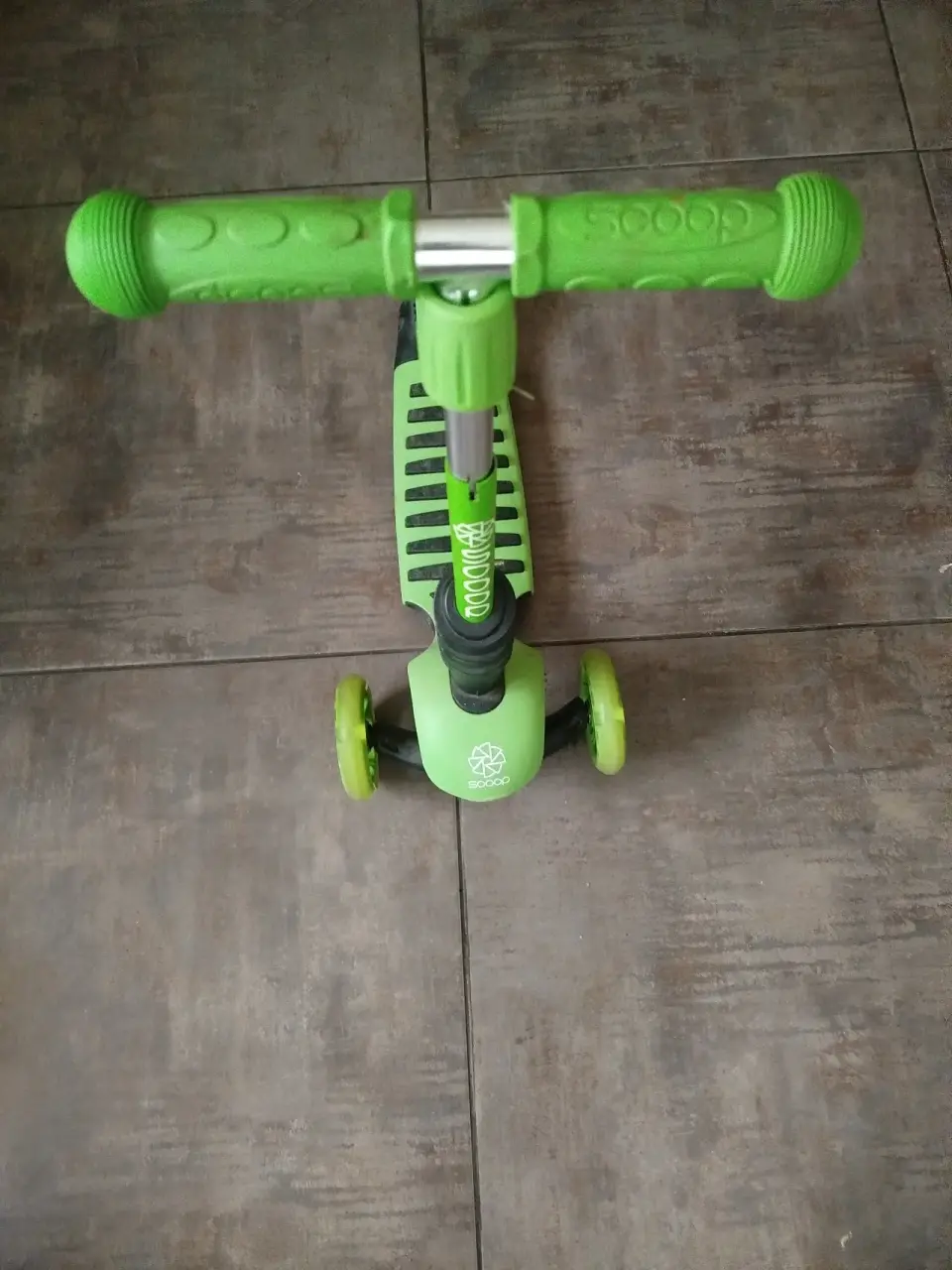 Scooter "SCOOP" infantil verde - miniatura 2