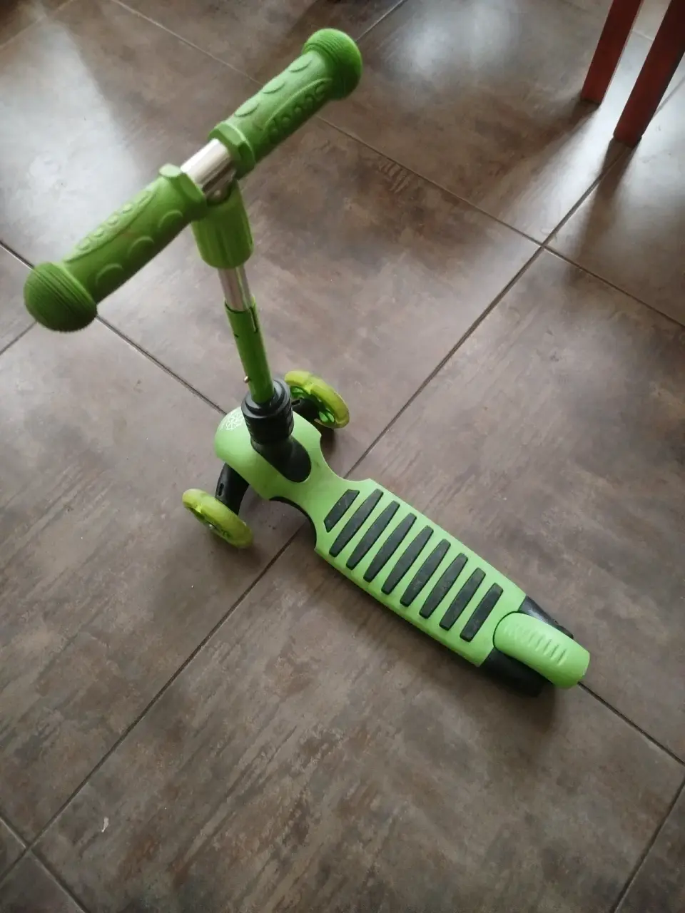 Scooter "SCOOP" infantil verde - miniatura 3
