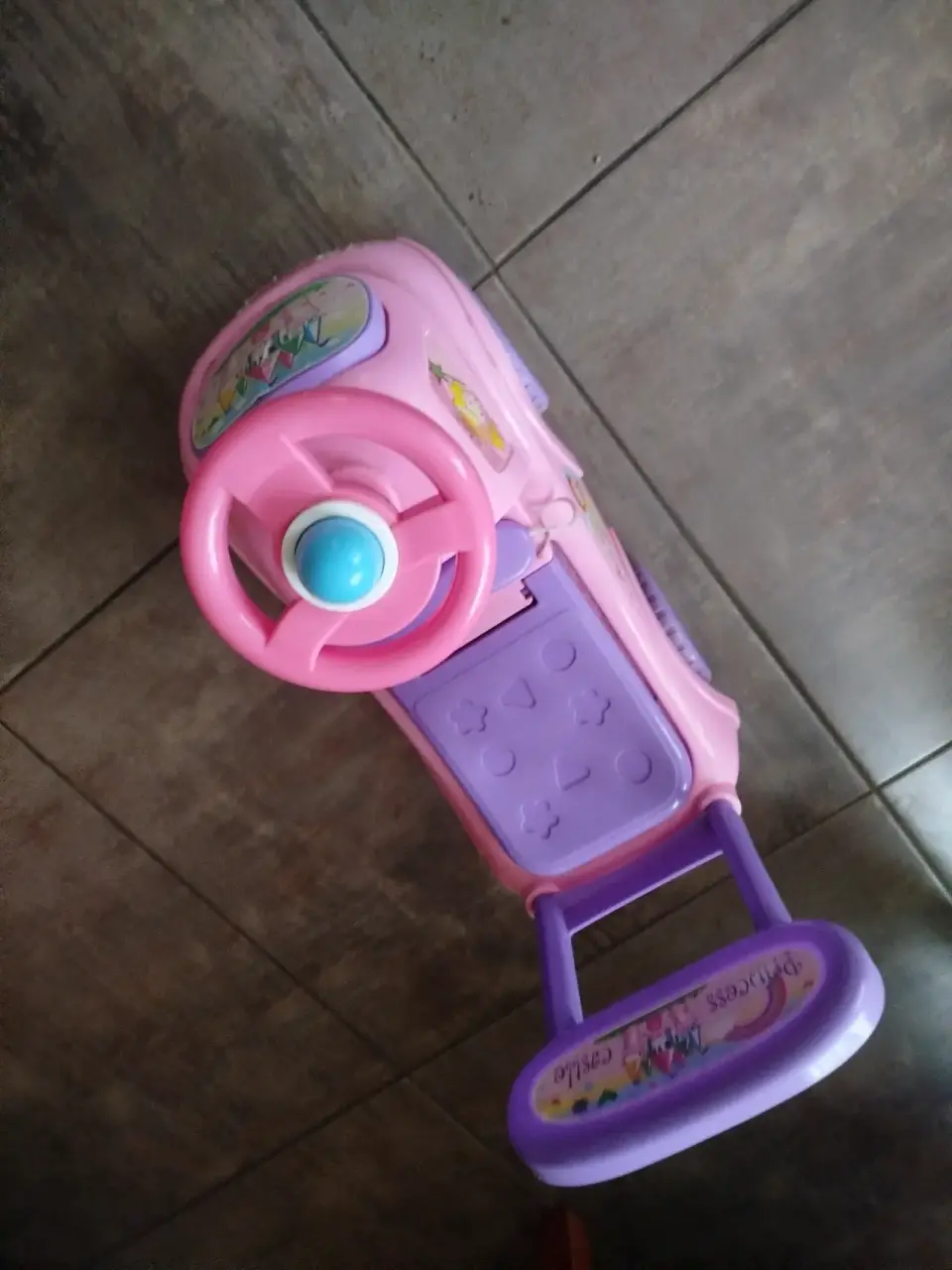 Auto de juguete rosa infantil - miniatura 1