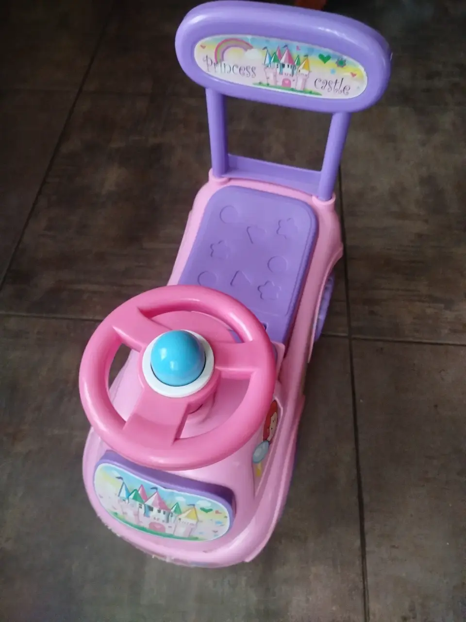 Auto de juguete rosa infantil - miniatura 4