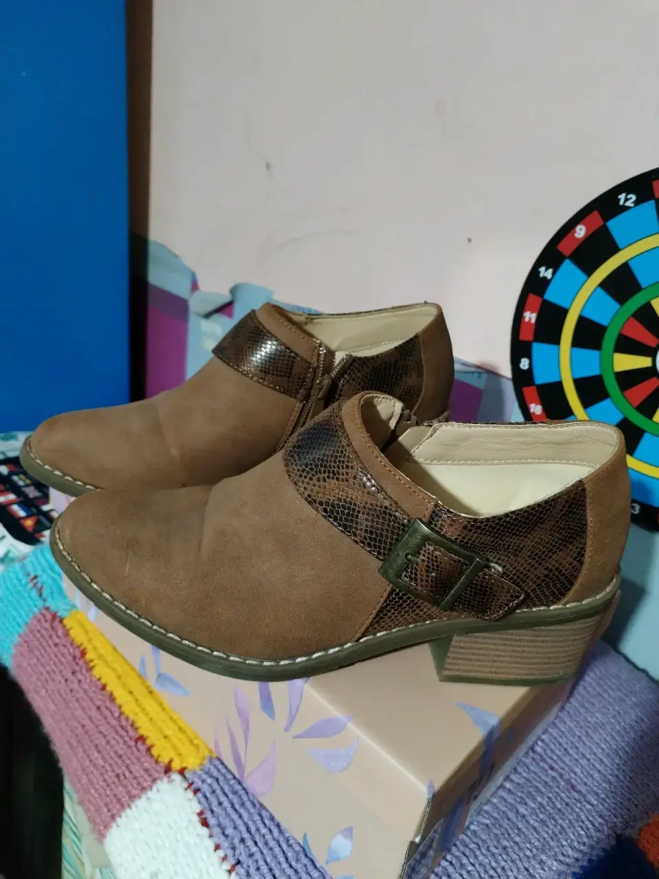 Zapatos marrón con hebilla