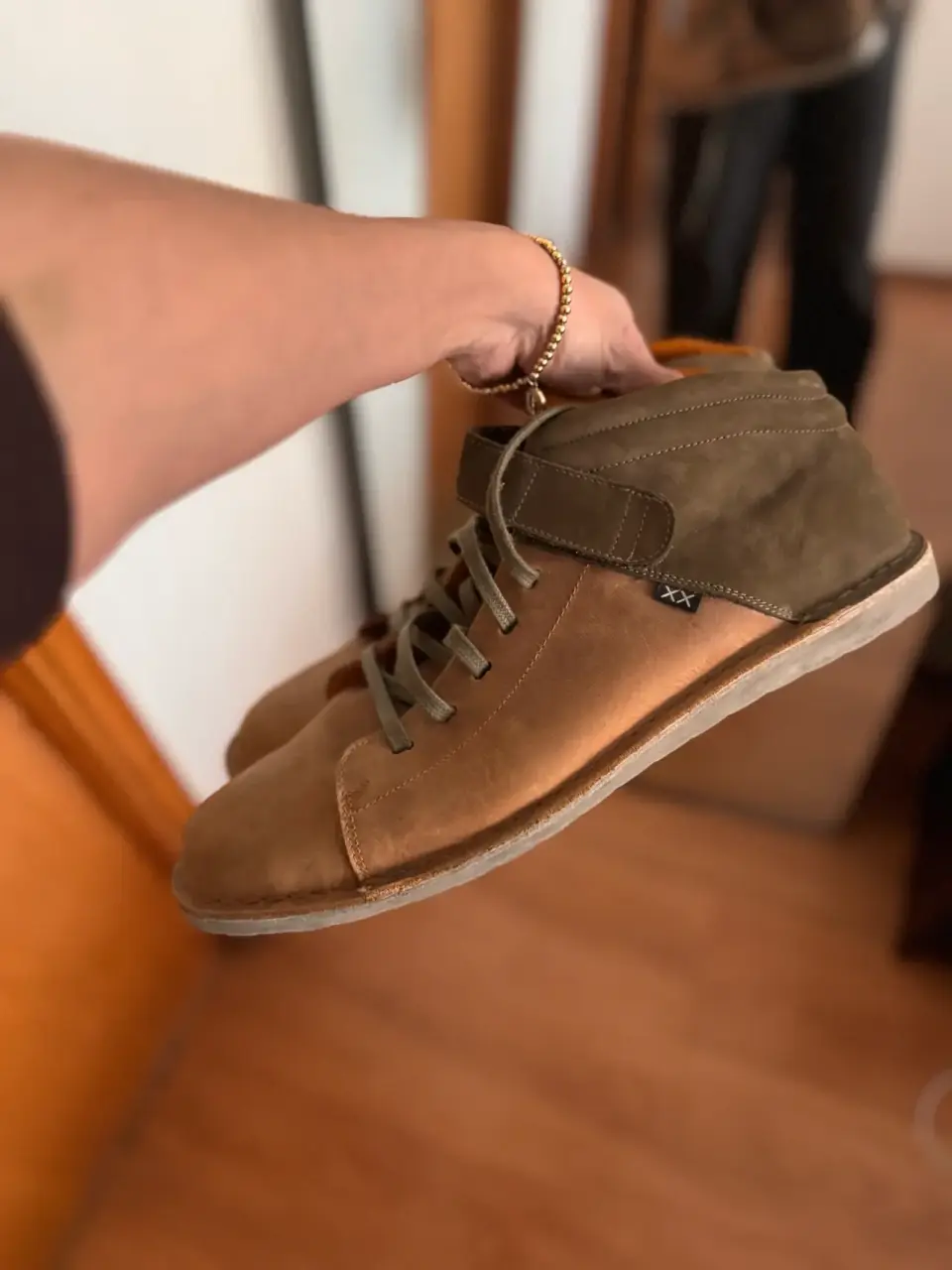 Zapatos hombre de cuero marca Bestias - miniatura 2