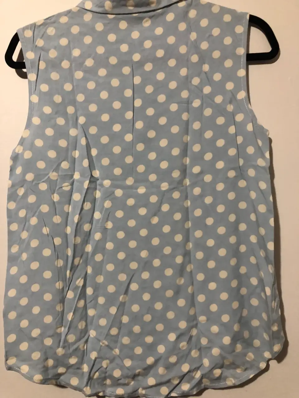 Blusa azul de lunares - miniatura 2
