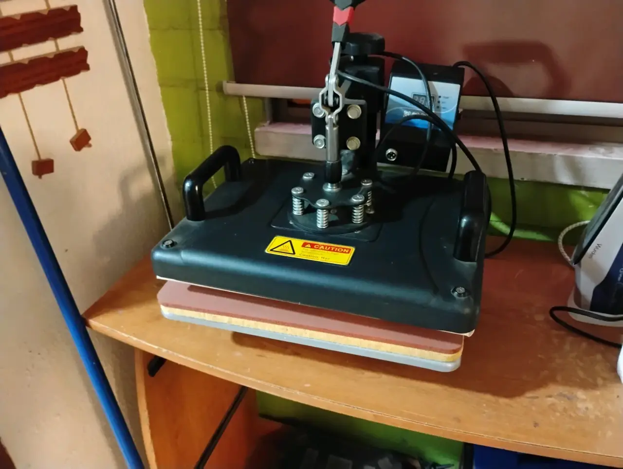 Prensa térmica para camisetas - miniatura 2