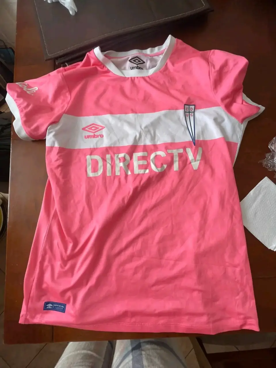 Camiseta deportiva rosa Umbro
