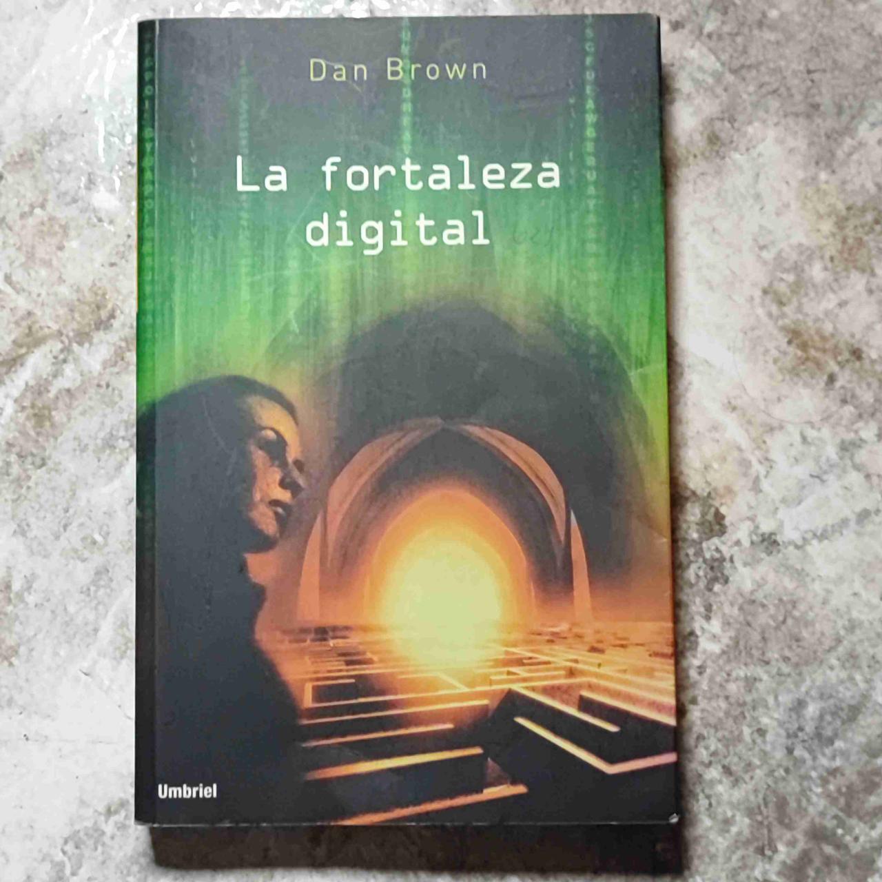 Libro 'La fortaleza digital' Dan Brown