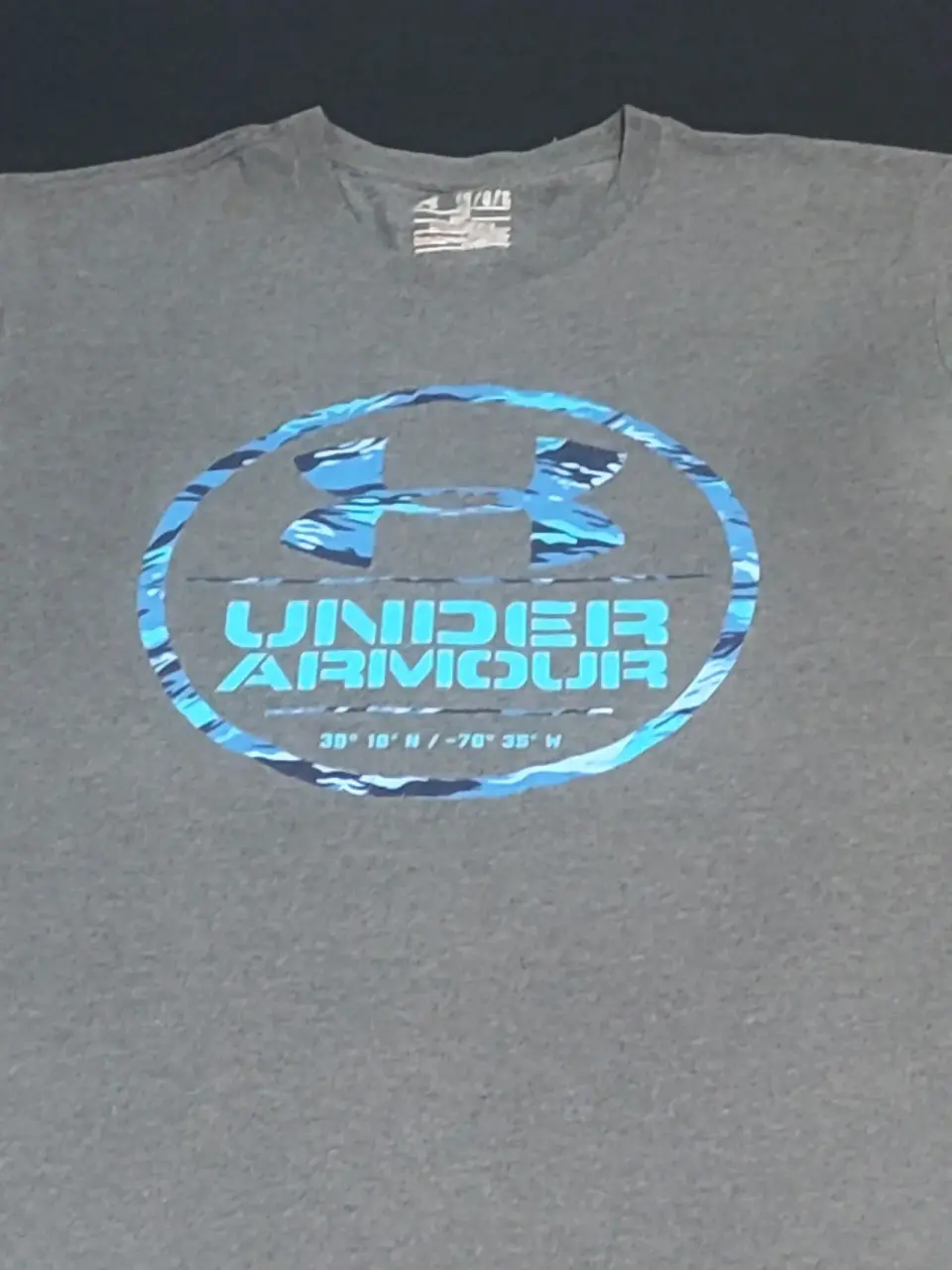 Polera gris Under Armour - miniatura 3