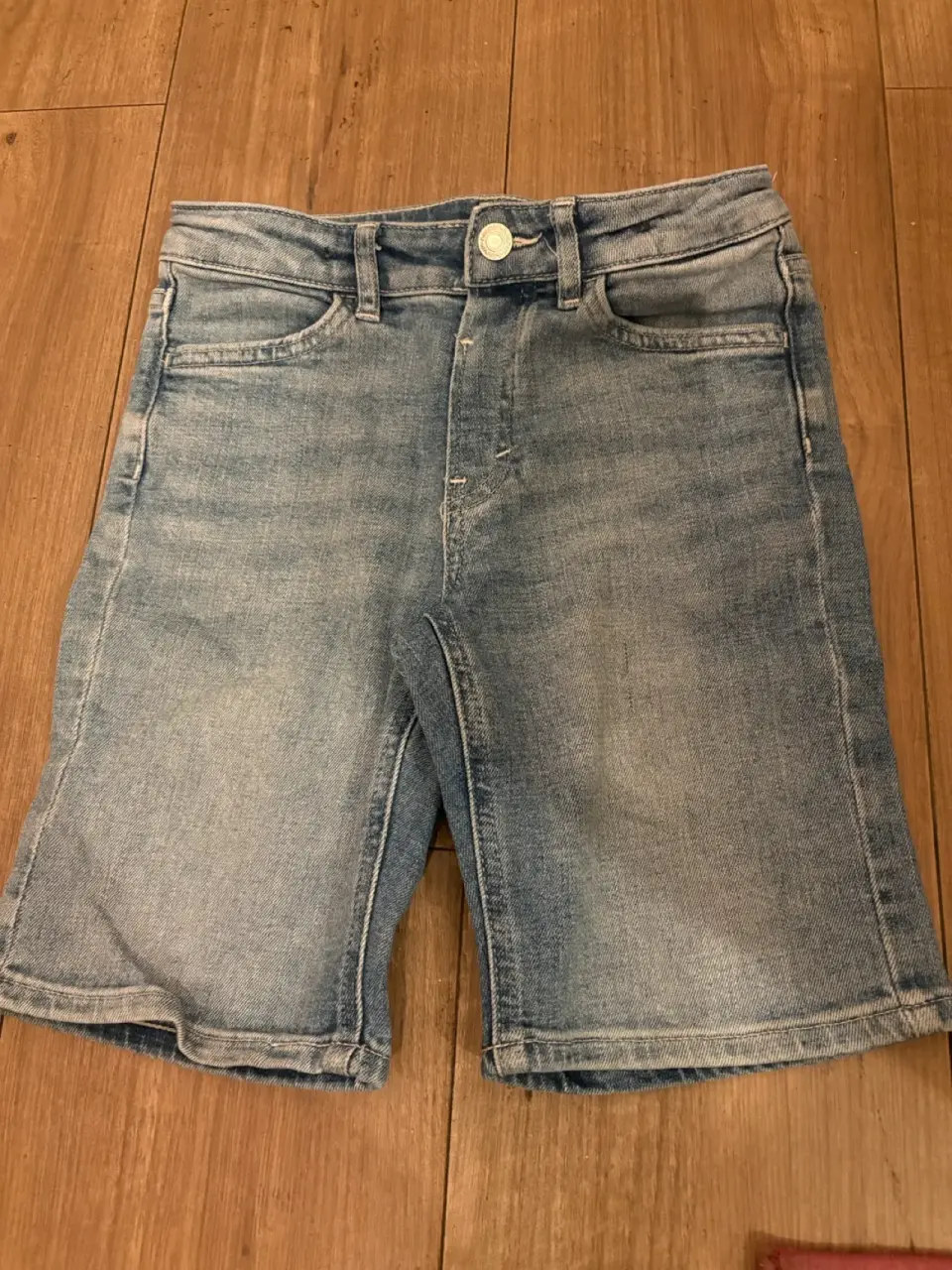 Shorts de jeans azul claro