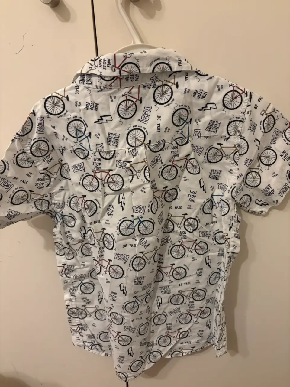 Camisa estampado bicicletas - miniatura 3