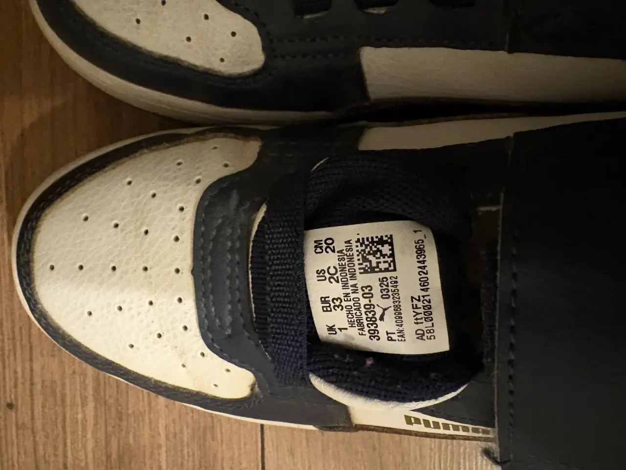 Zapatillas deportivas blancas y azules - miniatura 4