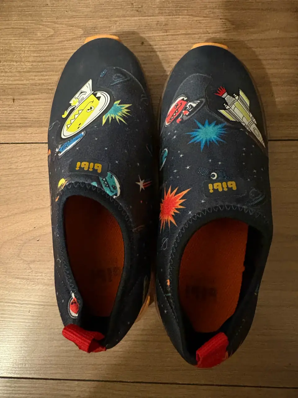 Zapatillas infantiles estampadas