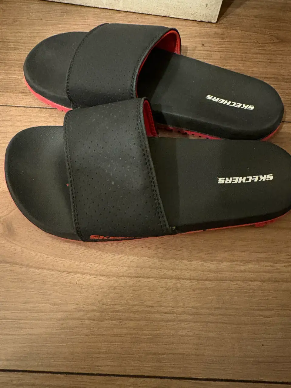 Sandalias negras Skechers - miniatura 3