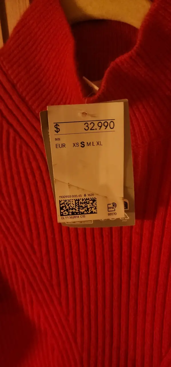 Sweater rojo de punto nuevo - miniatura 3