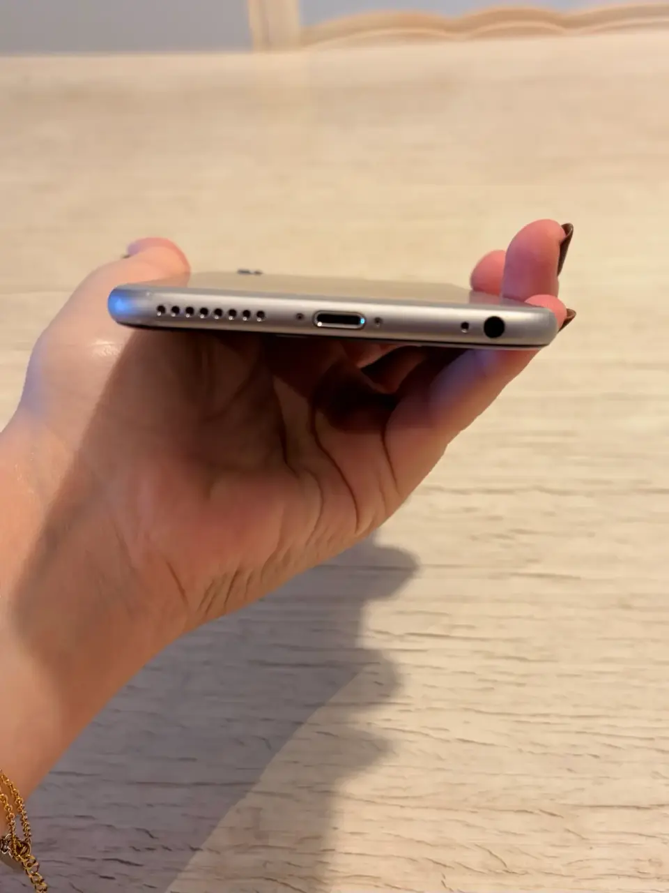 iPhone 6 16 GB usado en buen estado - miniatura 4
