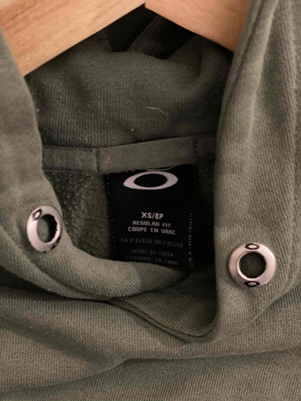 Polerón verde oscuro Oakley Niño - miniatura 3