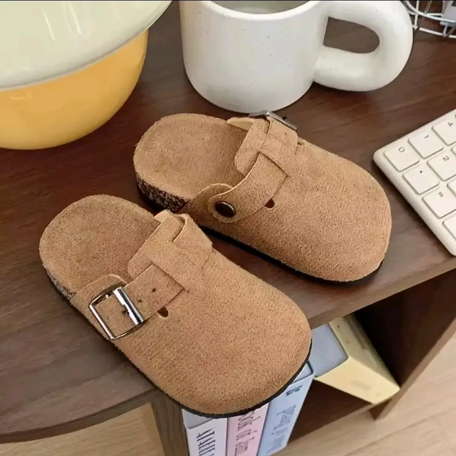 Sandalias infantiles color café - miniatura 1