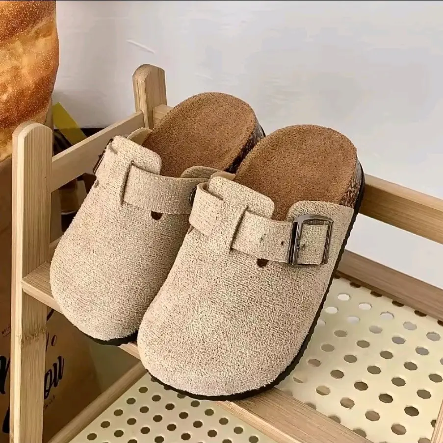 Sandalias infantiles color café - miniatura 2