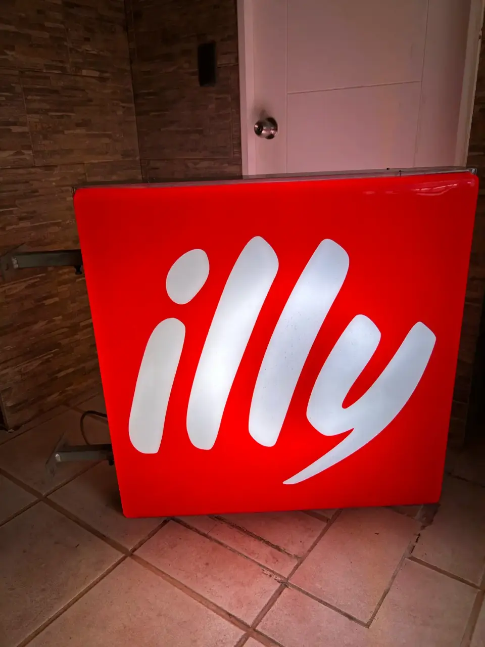 Letrero luminoso Illy rojo - miniatura 2