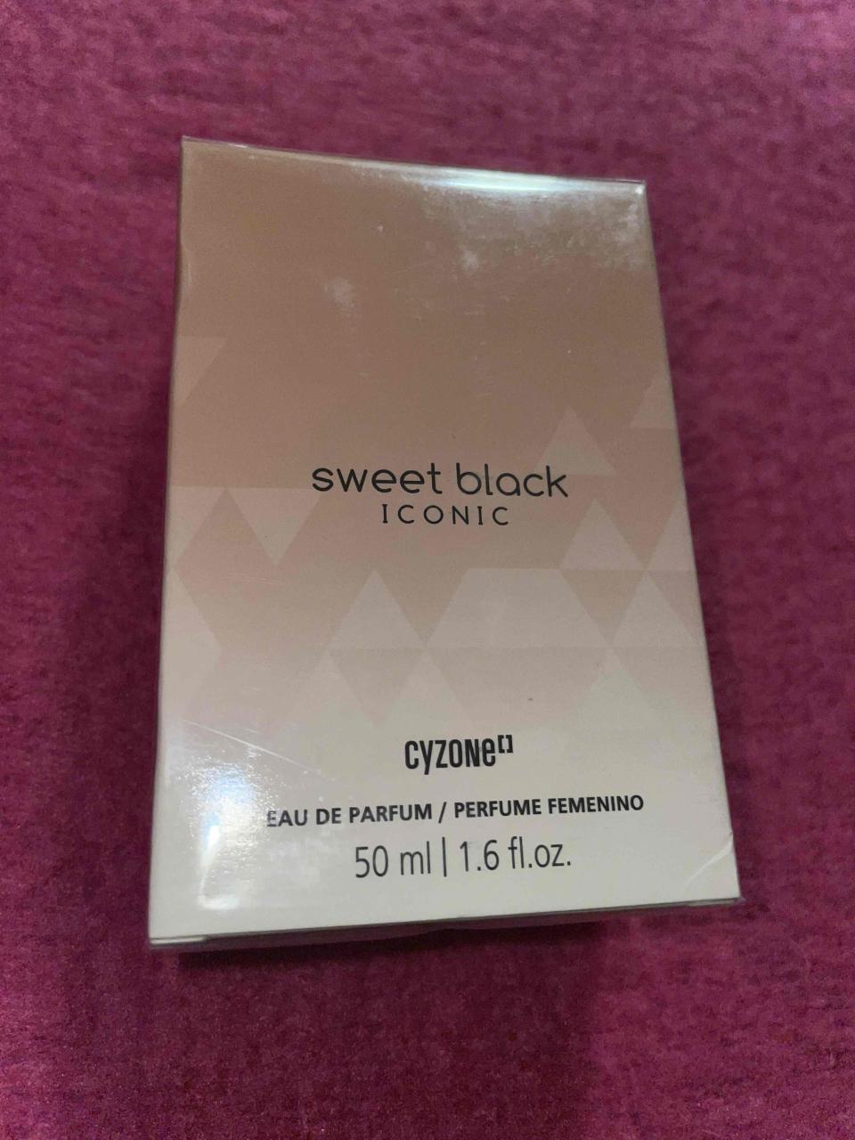 Perfume Sweet Black Iconic 50ml