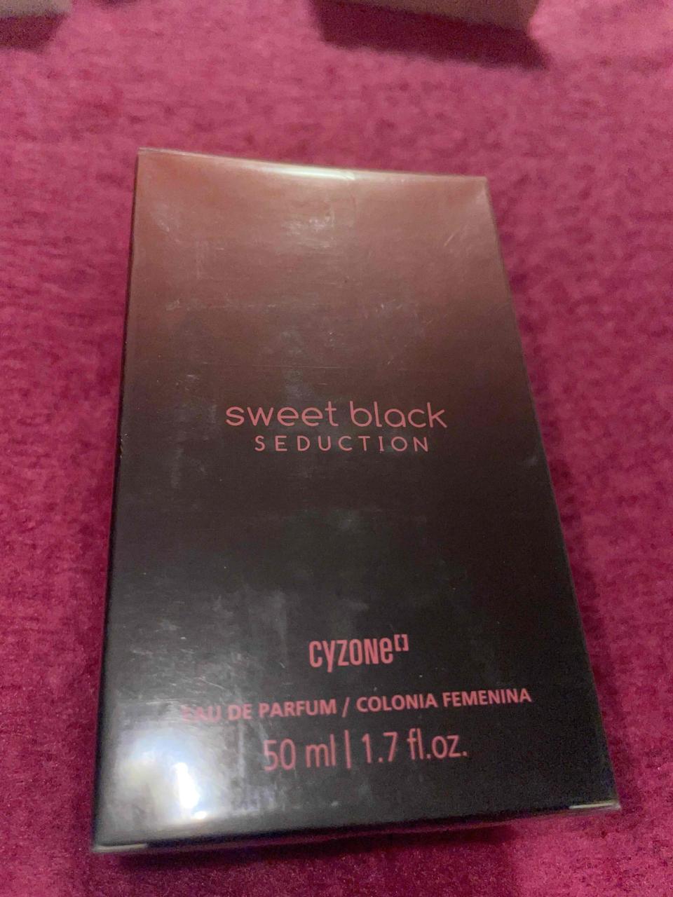 Perfume Cyzone Sweet Black