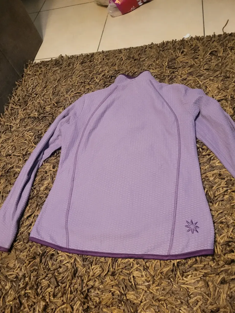 Polerón morado con cierre medio - miniatura 5