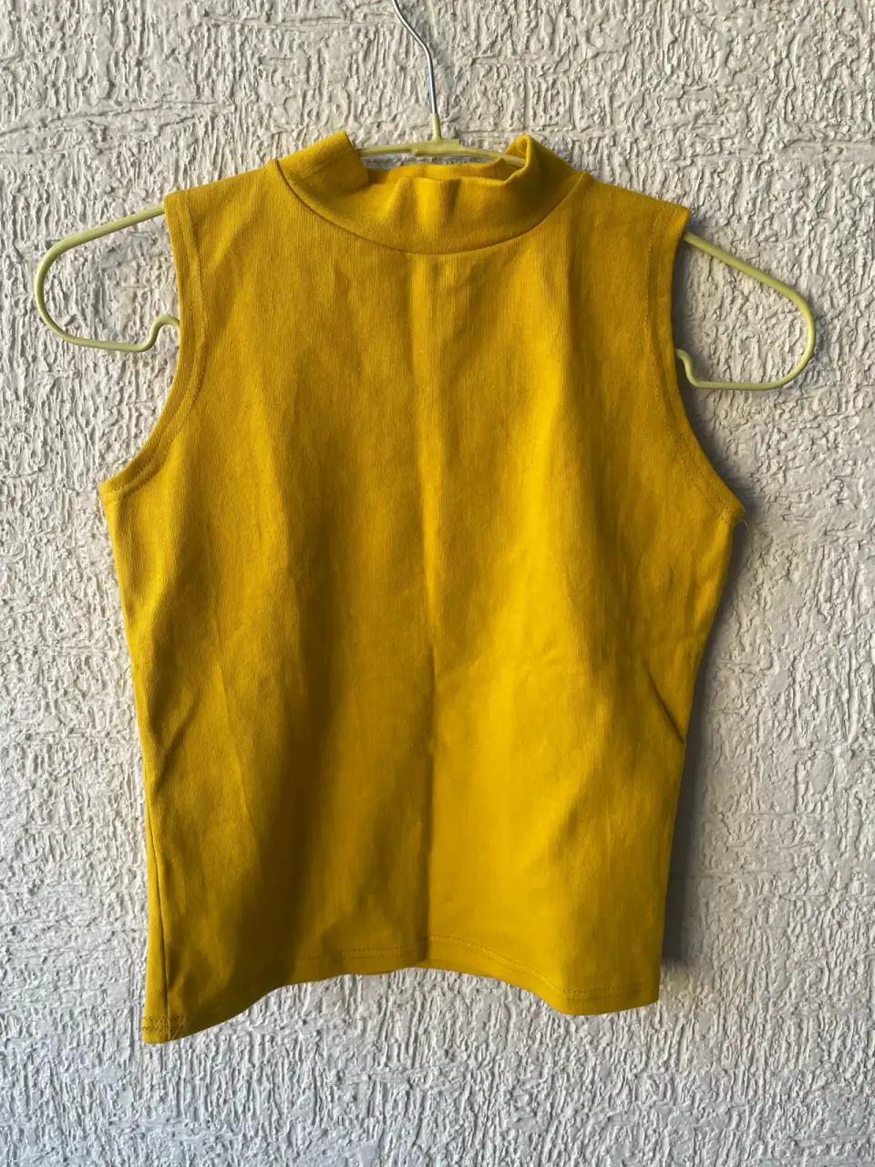 Polera sin mangas