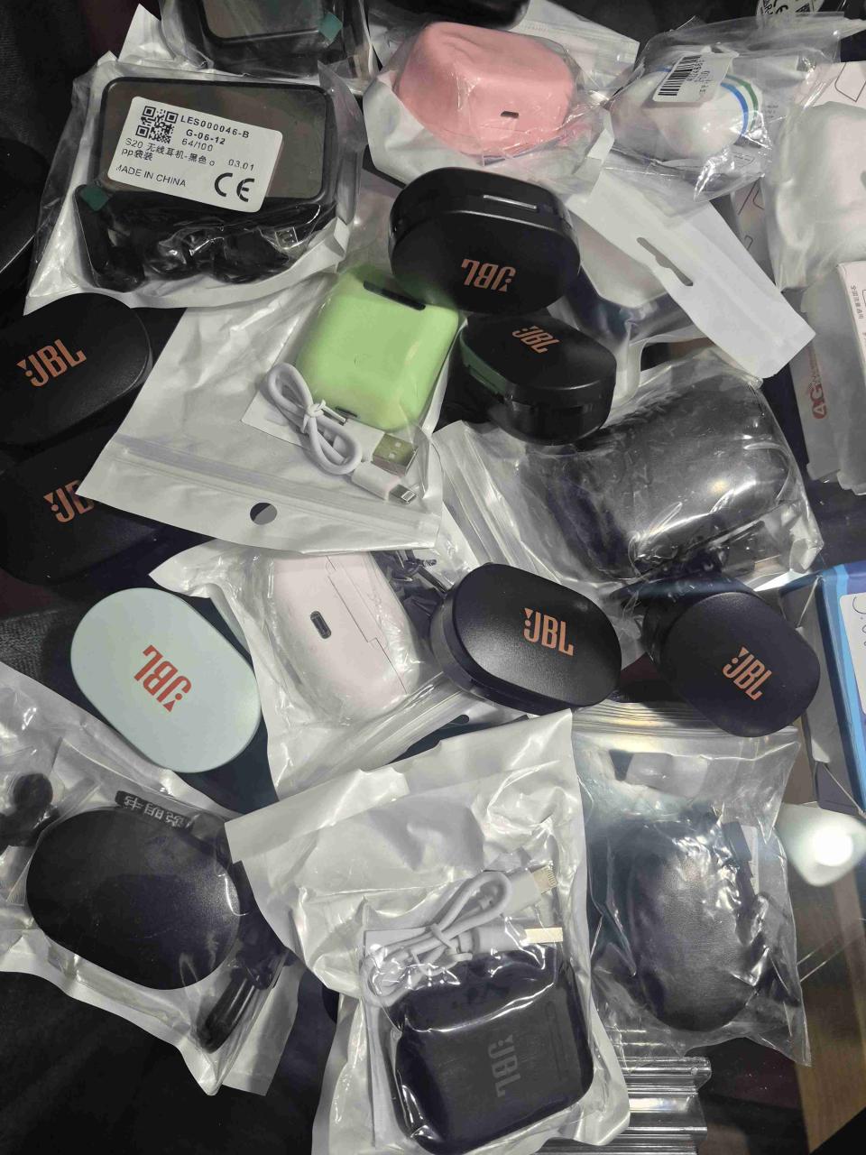 Lotes de 10 Auriculares Bluetooth nuevos - miniatura 1
