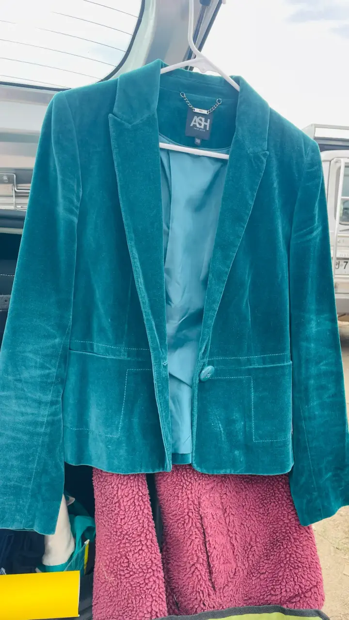 Blazer marca ASH terciopelo turquesa - miniatura 2