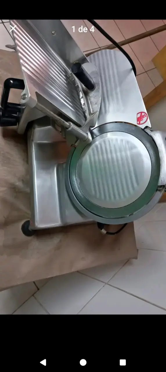 Cortadora de fiambres industrial