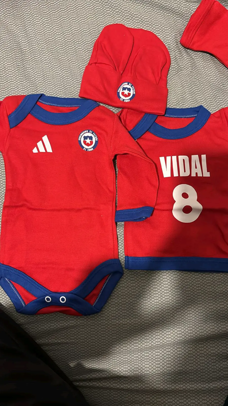 Conjunto bebé Chile Vidal 8 y Sánchez - miniatura 1