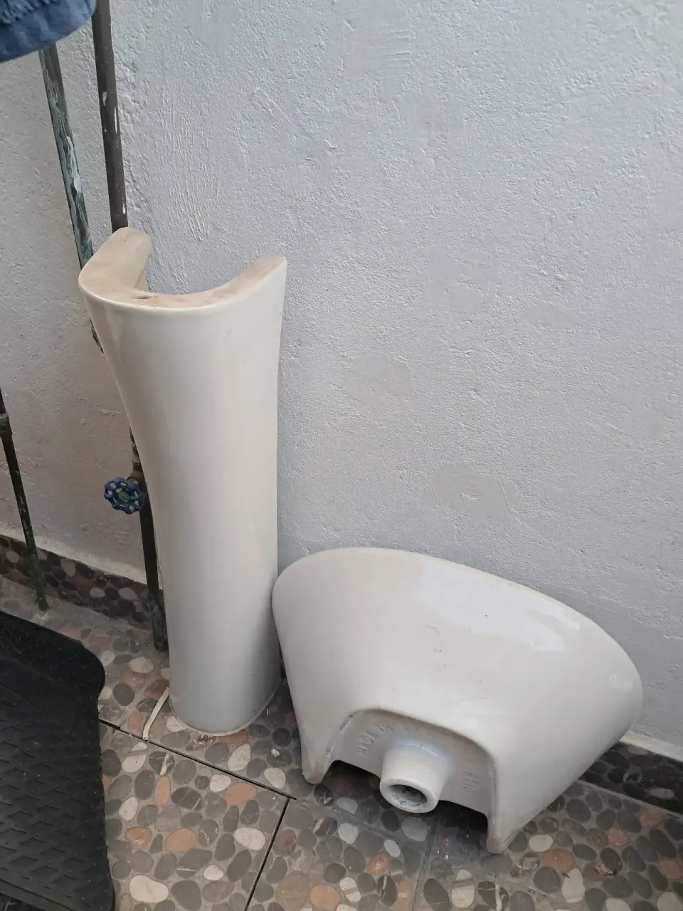 Lavamanos de cerámica blanco