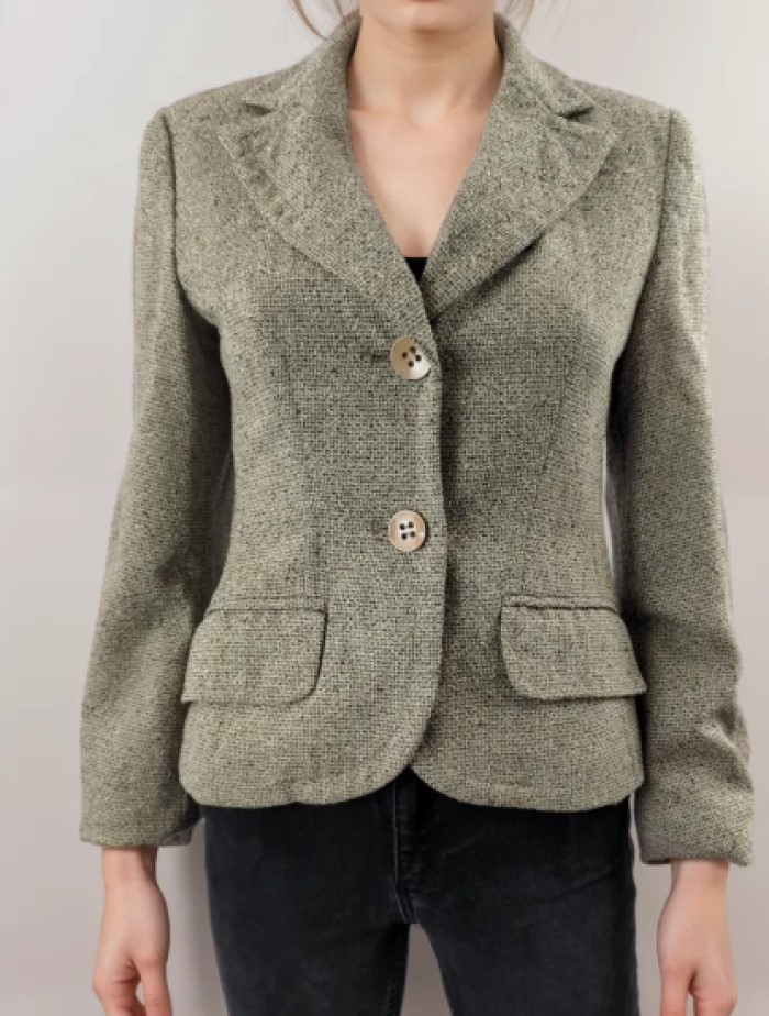 Blazer café botones grandes