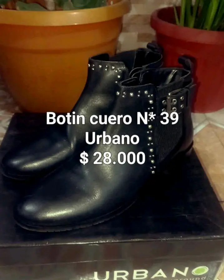 Botines de cuero negro N° 39