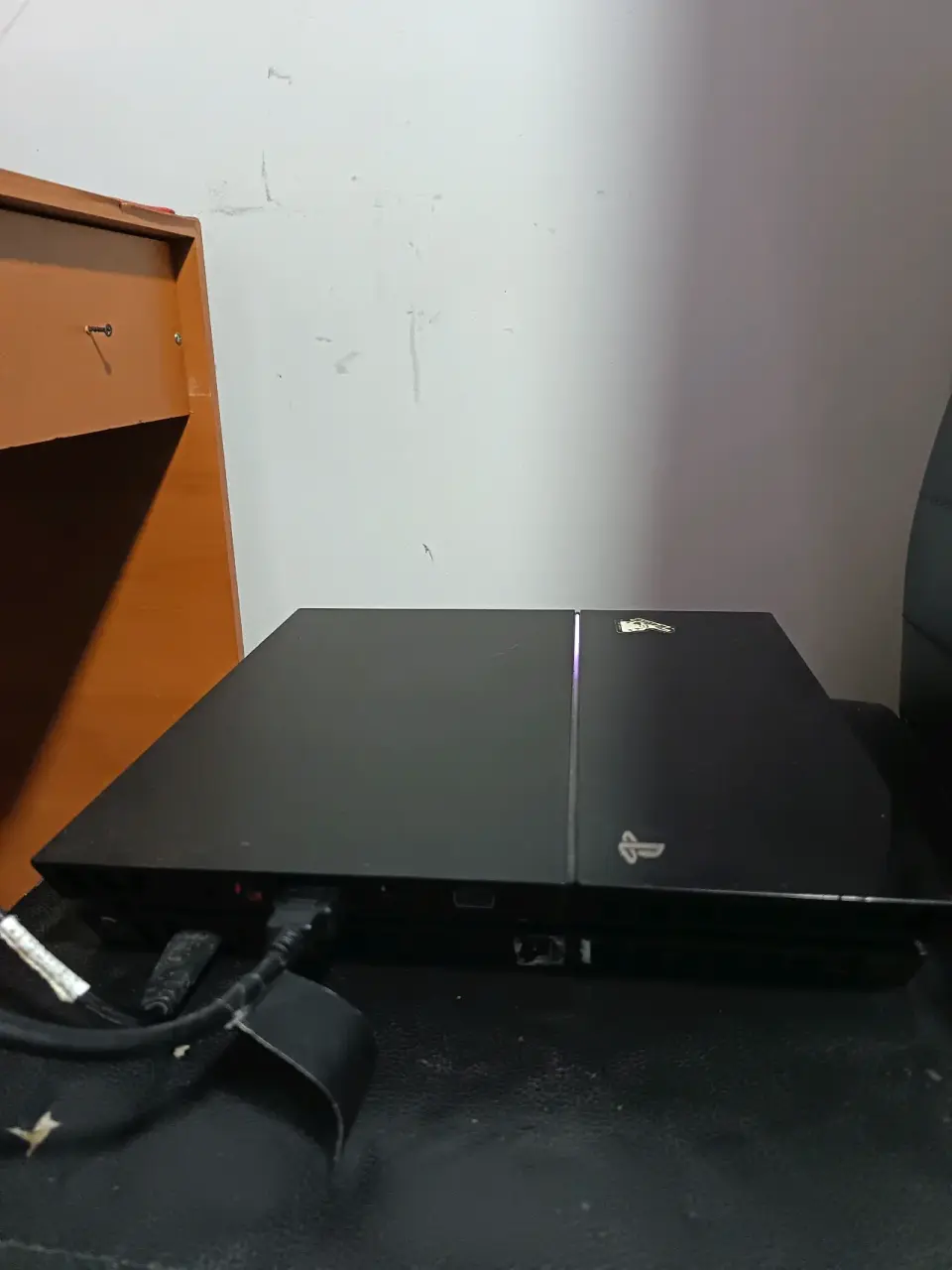 Consola PS4 usada - miniatura 2