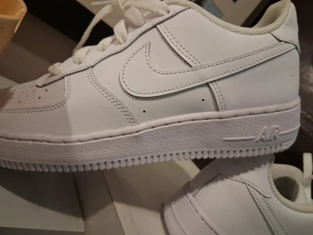Zapatillas blancas estilo clásico,nuevas. (Sin caj - miniatura 5