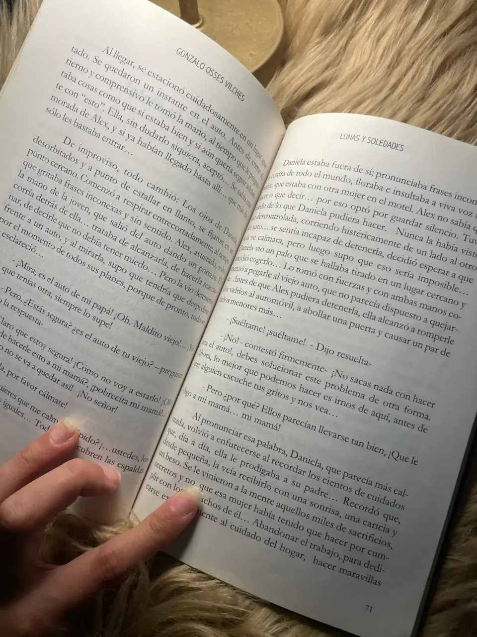 Libro 'Lunas y Soledades' - miniatura 3