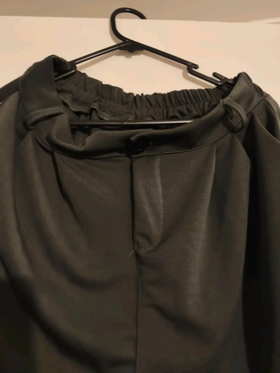 Pantalón negro y gris casual - miniatura 2