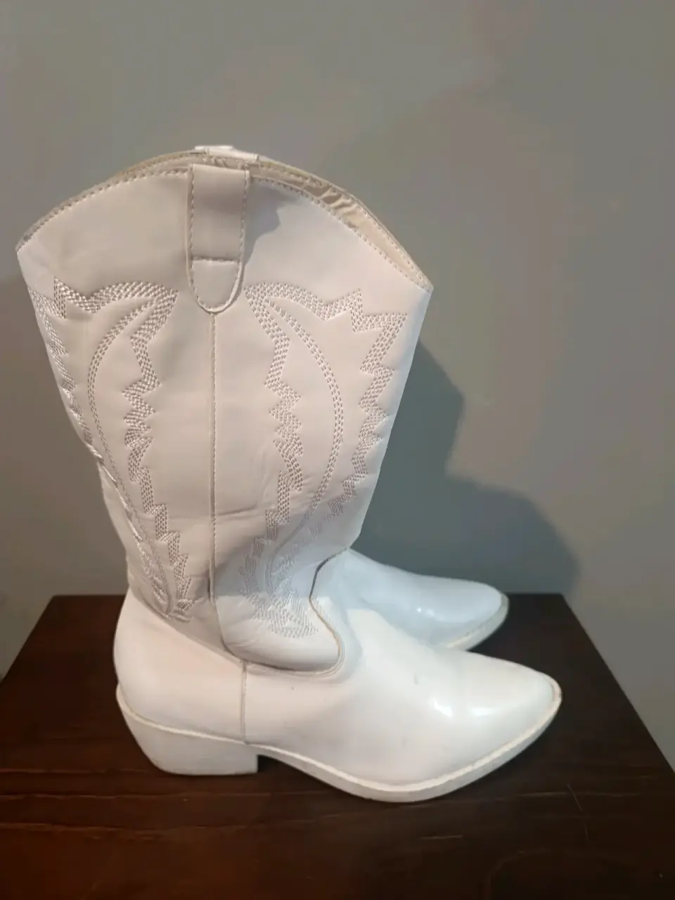 Botas vaqueras blancas - miniatura 4
