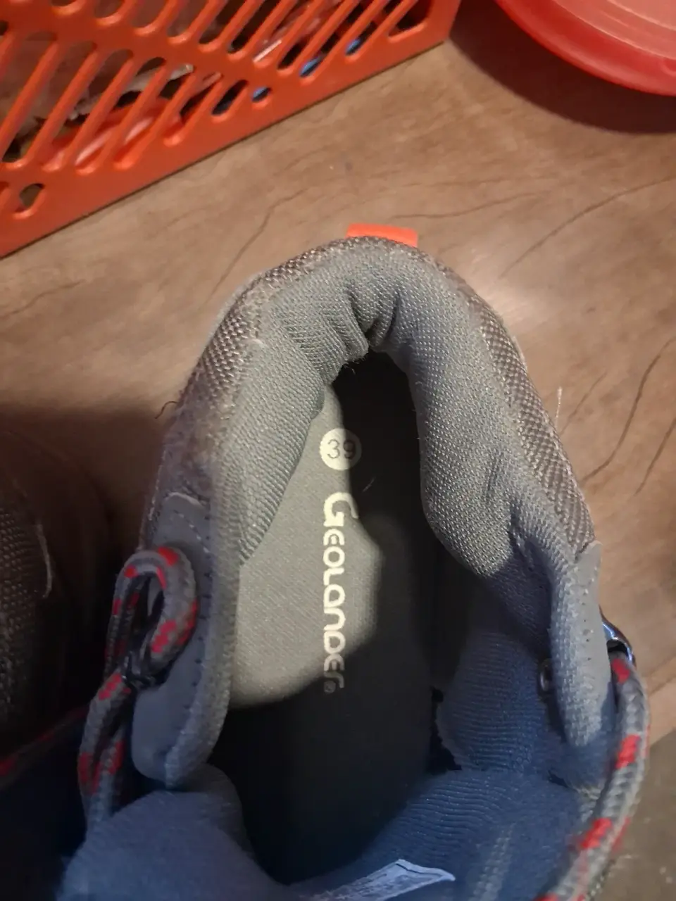 Zapatillas trekking gris y rojo - miniatura 4